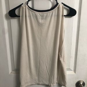 American Eagle Tank Medium